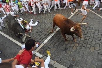 Un momento del encierro con los Cebada Gago. (Jon URBE/FOKU)