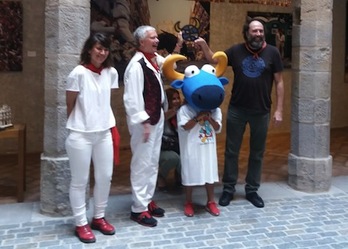 Entrega del premio Guiri del Año 2018 a Joe Distler. (Ibai AZPARREN)