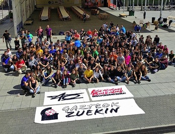 Atarrabian elkartu dira gazteak, Iruñerriko Bulkada Egunean (@ernai_irunerria)