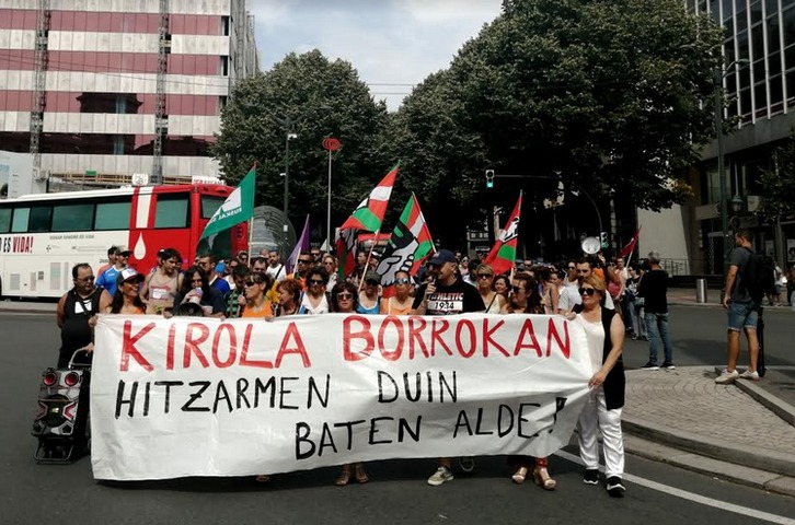 Bizkaiko kirol zentroetako langileen mobilizazio baten artxiboko irudia. (@asierrobles).