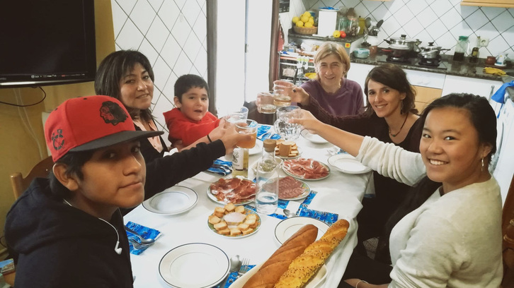 Bizilagunak ekimenaren igande honetako 244 bazkarietako bat. (ZAS!)