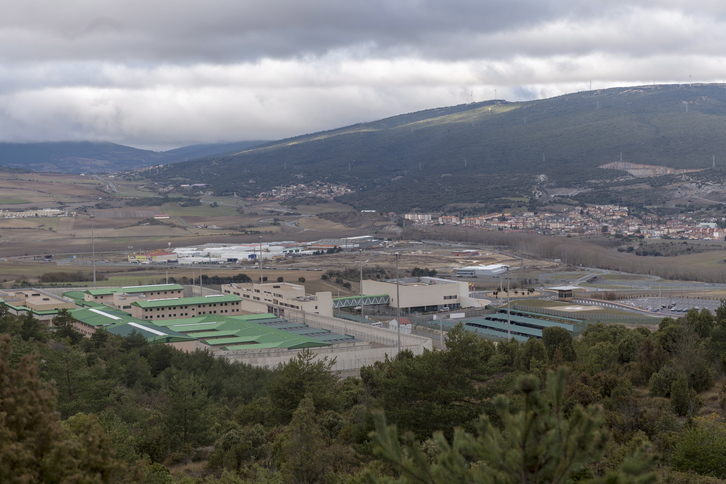 Zaballako espetxea (Juanan RUIZ I FOKU)