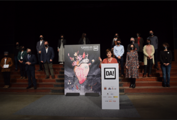 Nerea Mujika, Gerediaga elkarteko lehendakaria, Plateruenean egindako aurkezpenean. (FOKU)