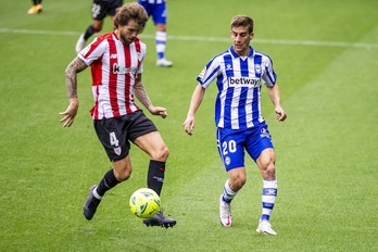 Pere Pons, surante el derbi contra el Athletic (Jaizki FONTANEDA / FOKU)