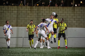 El Cantolagua tendrá que jugar contra el Valladolid en Merkatondoa, campo del Izarra. (@akimovasvetlana88)