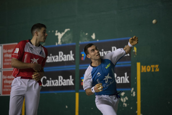 Zubizarreta debutó en el Manomanista ante Darío en Ataun. (Juan Carlos RUIZ/FOKU)