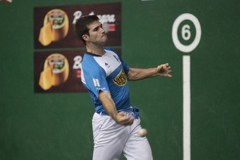 Jose Javier Zabaletak ez du erritmoa moteltzeko asmorik. (Juan Carlos RUIZ/FOKU)