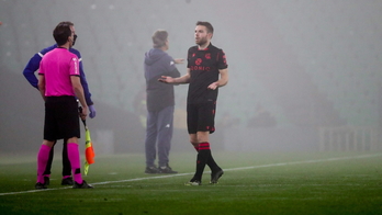 Illarramendi, tras ser expulsado en el Benito Villamarín. (REAL SOCIEDAD)