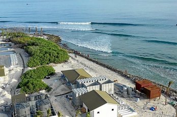 Maldivetako urautsi ezagunenak arriskuan dira.