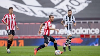 Muniain y Morales, capitanes de Athletic y Levante, junto a Dani García. (@AthleticClub)