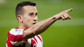 Unai López ha marcado en una falta. (@AthleticClub)