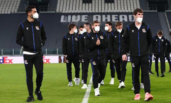 Los jugadores de la Real, en su «casa» –y vacía– de Turín. (@RealSociedad)