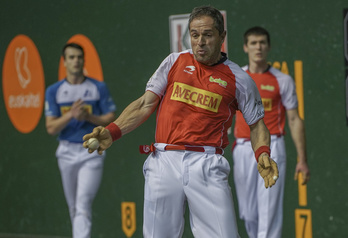 Aimar Olaizolak oso eroso jokatu ahal izan du gaur Donostian. (Andoni CANELLADA/FOKU)