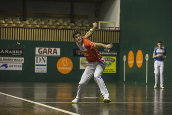 José Javier Zabaleta ha cerrado su gran primera vuelta con otro partidazo. (Aritz LOIOLA/FOKU)