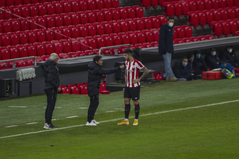 Marcelino con Núñez en un partido en San Mamé. (Aritz LOIOLA / FOKU)