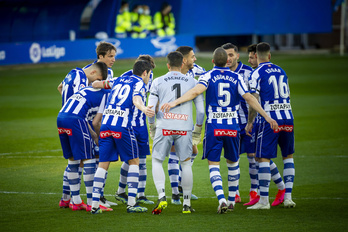 El Alavés necesita más que nunca ser una piña ante el Celta (Jaizki FONTANEDA / FOKU)