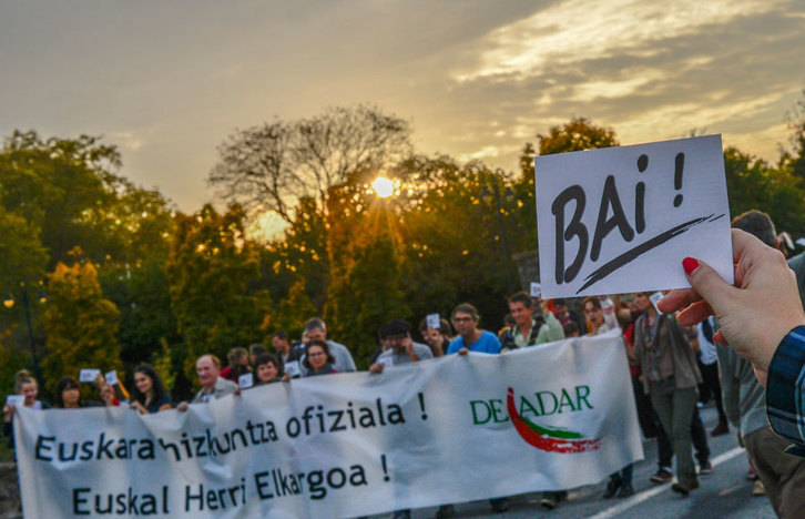2015eko 'Deiadar' mobilizazioa, ofizialtasunaren alde. (FOKU)
