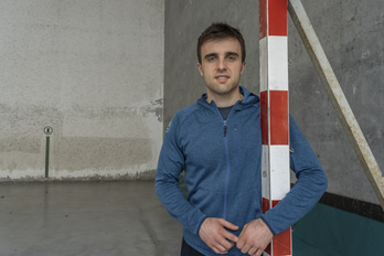 Jon Ander Peña bre lehen finalaren atarian. (Andoni CANELLADA/FOKU)