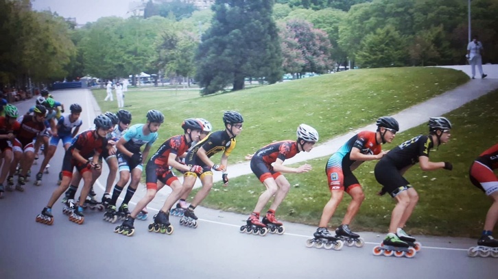 Tolosako Irristaka taldeko patinatzaile gazteak Espainiako Txapelketetan lehian. / (Irristaka)