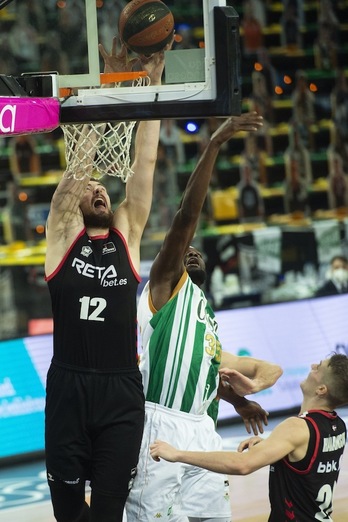 Afectado por la covid-19 con mayor virulencia que otros compañeros, Ondrej Balvin causará baja ante Gran Canaria este miércoles. (Monika DEL VALLE / FOKU)