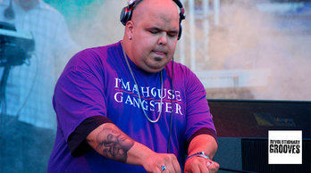 DJ Sneak