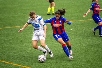 Jimena López durante el encuentro que enfrentó a Eibar y Granadilla en Unbe. (Jaizki Fontaneda/Foku)