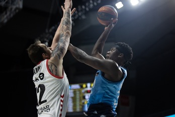 Ángel Delgado, en un partido de la pasada temporada con Estudiantes frente a Bilbao Basket. (Juan PELEGRÍN / ACB PHOTO)