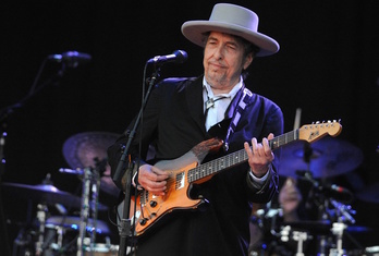 Bob Dylan, a sus 80 años, es una leyenda de la música. (AFP)