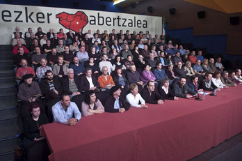 Presentación de la Declaración de Altsasu, el 14 de noviembre de 2009. (FOKU)