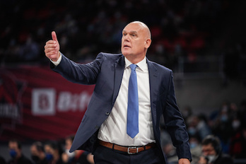 Neven Spahija se ha estrenado de manera sobresaliente en su segunda etapa en el banquillo de Baskonia. (Endika PORTILLO/FOKU)