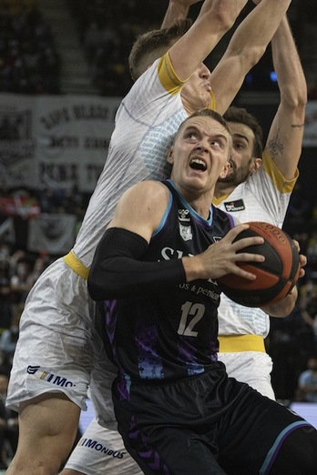 Ludde Hakanson lako jokalariei lana pilatuko zaie Valentzian. (Monika DEL VALLE / FOKU)