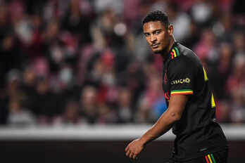 Haller ha anotado por partida doble, aunque en esta oportunidad uno de sus goles ha sido en propia puerta.