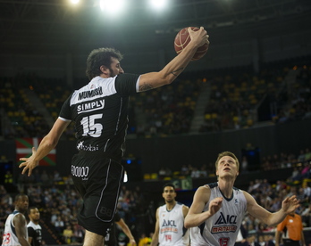 Álex Mumbrú disputó nueve temporadas como jugador del Bilbao Basket. 