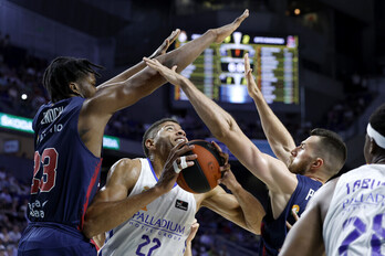 El Baskonia no ha sido capaz de frenar a Tavares en la zona.