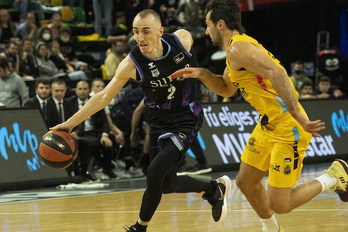 Hiru urte Bilbon eman ostean, Jonathan Rousselle Estatu frantsesera itzuliko da.