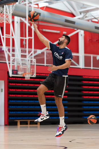 Dani Díez ha empezado a trabajar unos pocos días antes que el resto de sus compañeros del Baskonia.