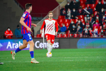 Eguaras fichó por el Almería en el mercado invernal de la temporada pasada.