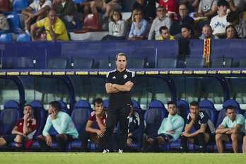 Arrasate realizará cambios en el once para medirse al Espanyol.