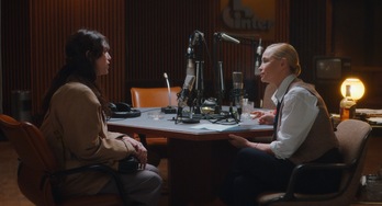 Charlotte Gainsbourg y Emmanuelle Béart en su programa de radio.