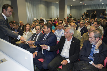 Imagen de arhivo de una de las Juntas de Bilbao Basket.