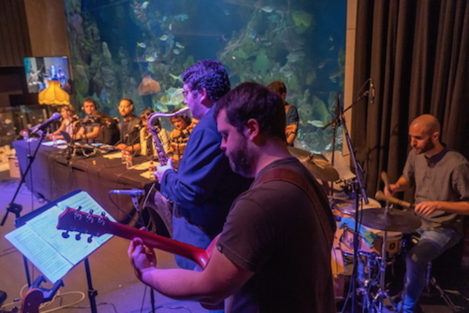 Zuzeneko banda egon zen 500. saio berezian