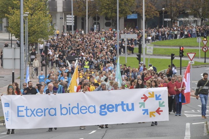 Presoen etxeratzearen alde Sarek Donostian egindako mobilizazioa