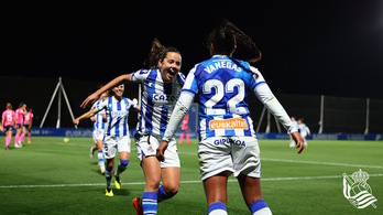 Amaiur felicita a Vanegas, que acababa de voltear el marcador a ocho minutos del final.