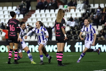 Bernabé celebra el gol que metía a la Real en la final.