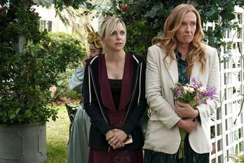 Keyla Monterrojo Mejía, Anna Faris y Toni Collette en medio de un tremendo enredo familiar. 