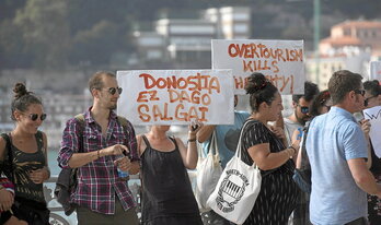 Movilización en Donostia contra la turistificación y los efectos derivados de la misma.