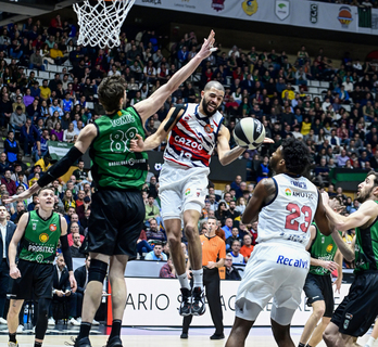 Baskonia no ha podido superar nal anfitrión en Badalona.