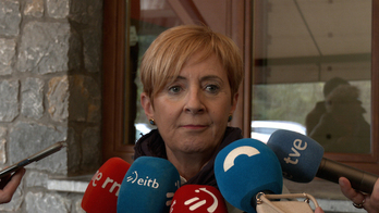 Arantxa Tapia anunció desde Astigarraga el despido de Alfredo De Miguel y Koldo Ochandiano.