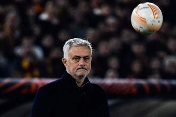 Mourinho durante la eliminatoria de los dieciseisavos de la Europa League. 