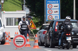 Frantziako Poliziaren kontrola mugan